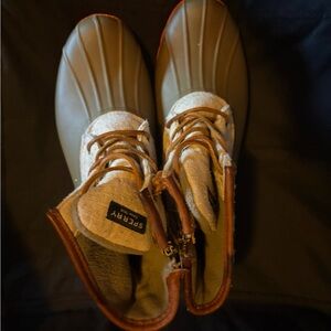 Sperry Waterproof Boots in Olive and Beige